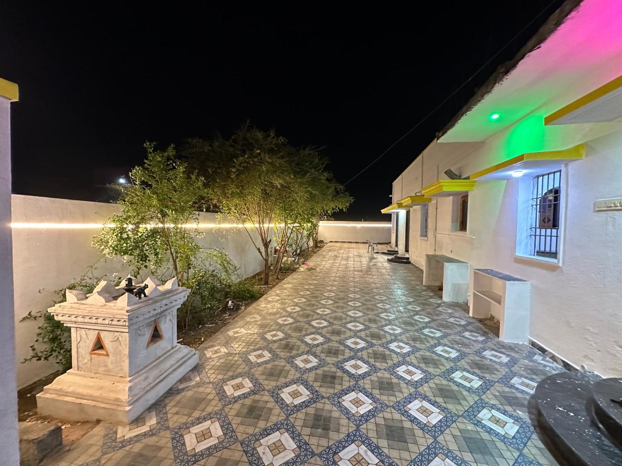 Arunachala Sashwin Guest House Tiruvannāmalai Exterior photo